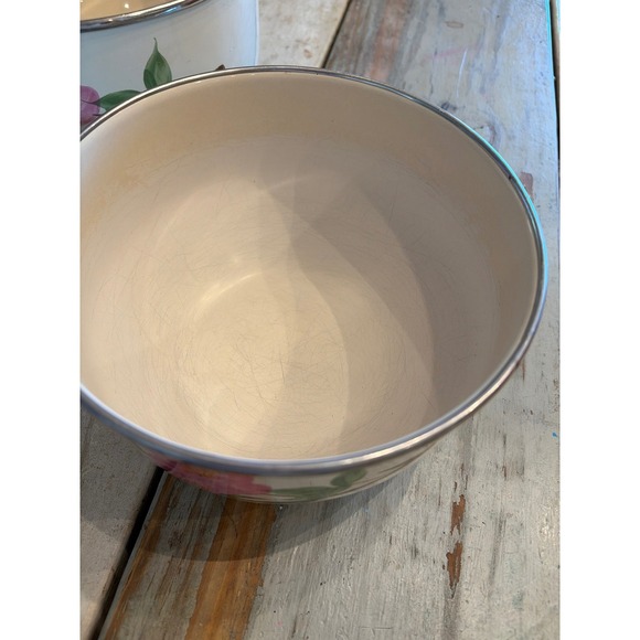 Vintage Enamelware Nesting Mixing Bowls Pink Desert Roses Set of 3 Cream Metal - Picture 5 of 13